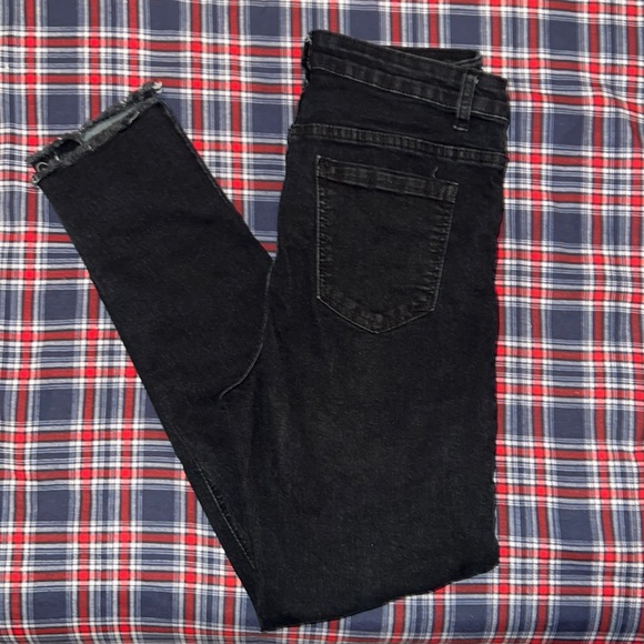 PLT Ripped Jeans - Picture 4 of 4